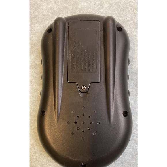 EXCALIBUR TEXAS HOLD' EM WORLD SERIES OF POKER hand held game - Picture 2 of 2